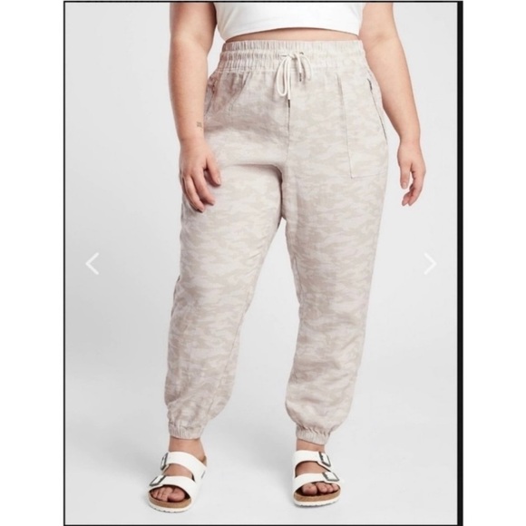 ATHLETA Cheetah Cabo Linen Jogger Pants in Cream Size 12 - Picture 1 of 11